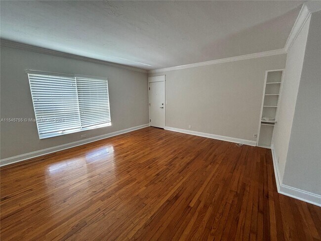 Foto del edificio - 5601 SW 78th St