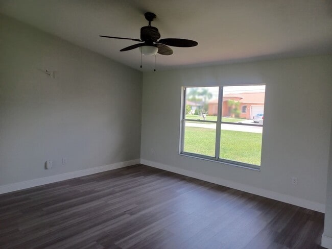 Foto del edificio - 1510 SE 23rd Terrace