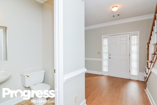 Building Photo - 1052 Laurel Valley Dr SW