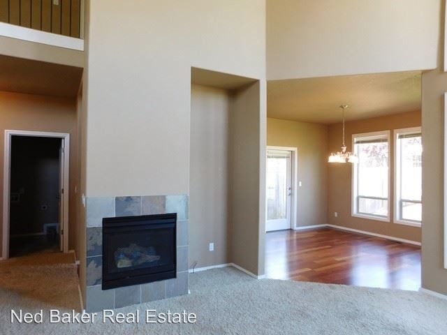 Foto del edificio - 209-209 SE 7th St