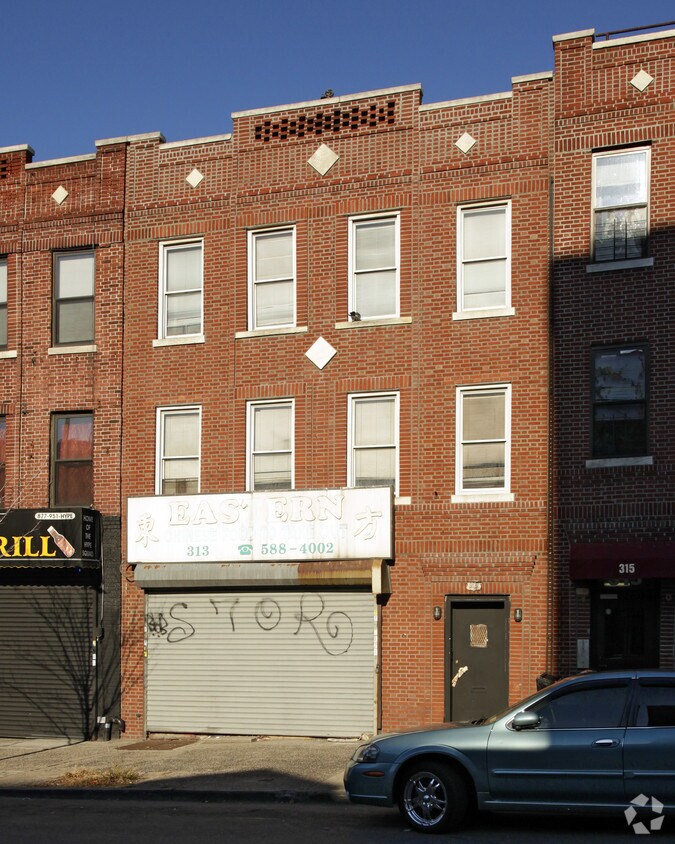 Foto del edificio - 313 E 170th St