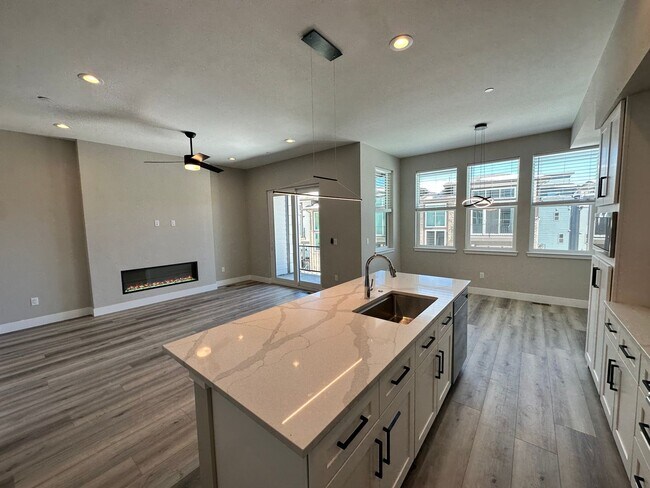Photo - Modern 4 Bedroom 3.5 Bath Townhome In The ...