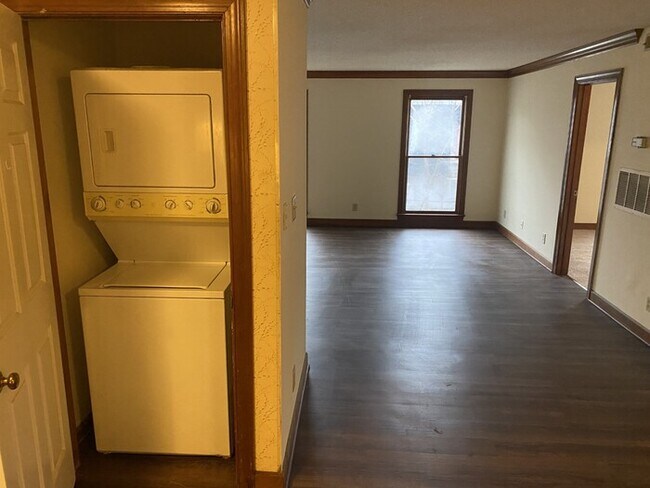Building Photo - 3532 Ivy Commons Dr