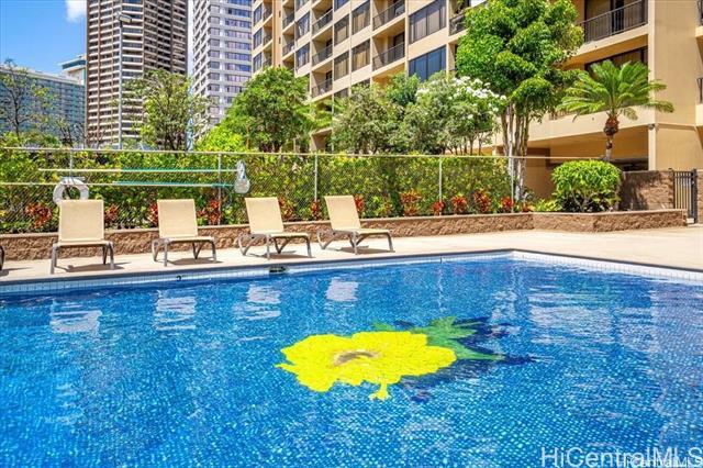 Foto del edificio - 411 Hobron Ln
