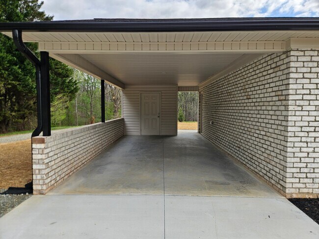 Foto del edificio - 6712 Old Lexington Rd