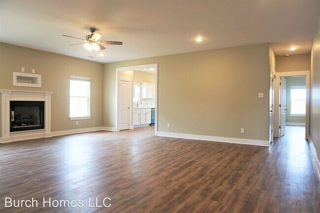 Foto del edificio - 3 br, 2 bath House - 3701 Red Maple Way