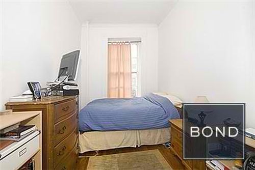 Building Photo - 152 W 72nd St