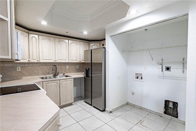 Foto del edificio - 17405 NW 75th Pl