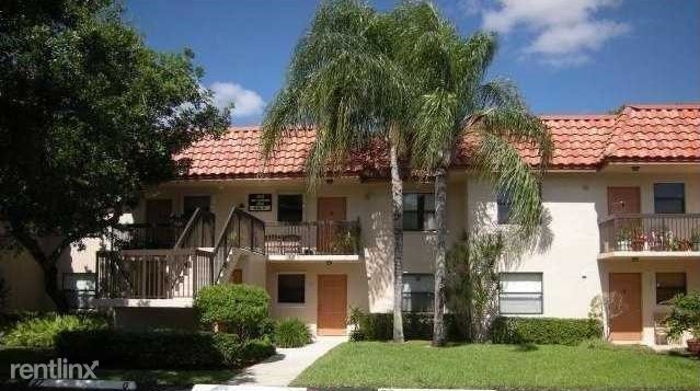 Primary Photo - 15705 W Waterside Cir