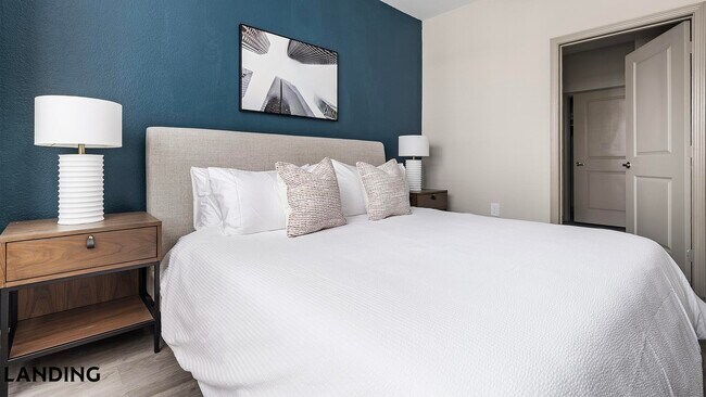 Foto del edificio - 7116 Finn Hall Ave
