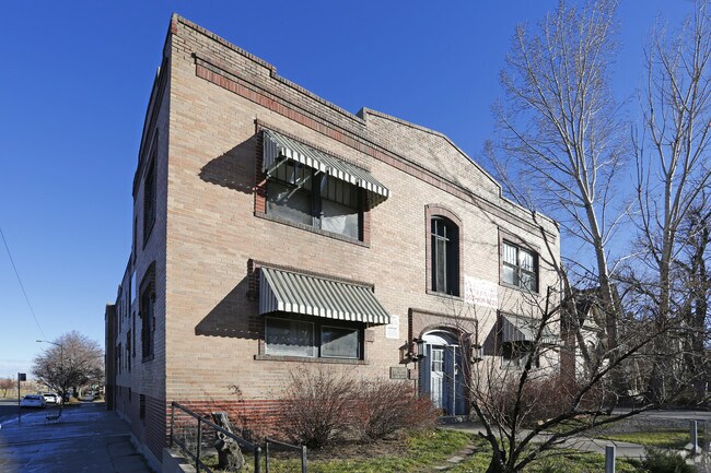 The Elmira Apartments - 2846 Federal Blvd