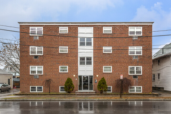 Building Photo - 204 Neponset Valley Pky