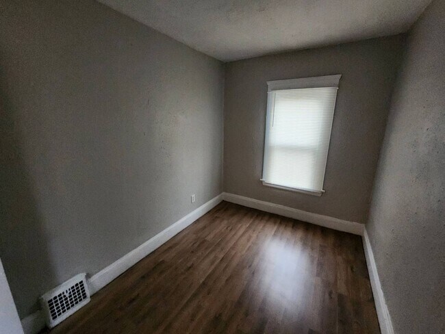 Foto del edificio - 800 E 95th St