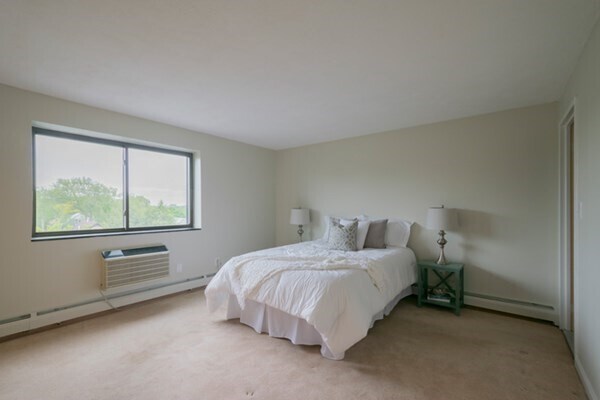 Foto del edificio - 12 Pond Ln