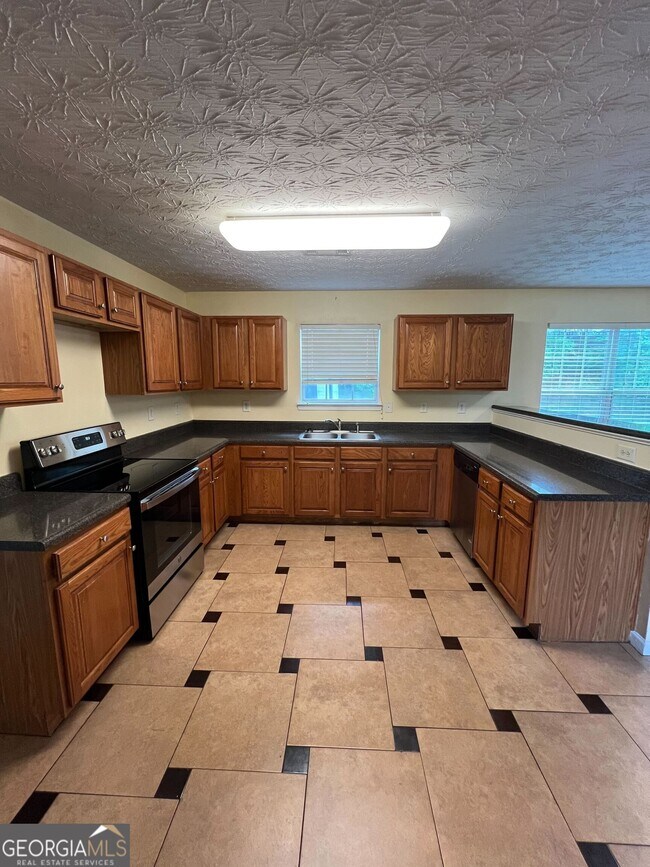 Foto del edificio - 3875 Hadley Rd