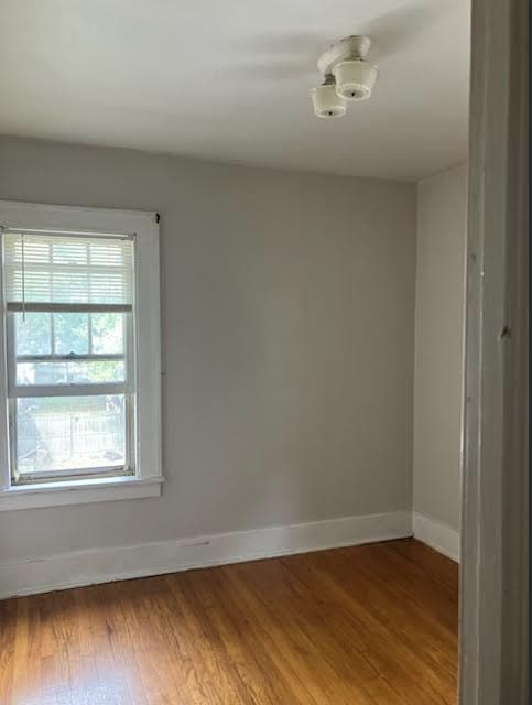 Building Photo - 1208 W 27th St