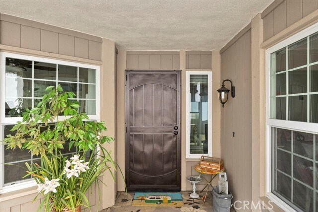 Building Photo - 609 W Palm Dr