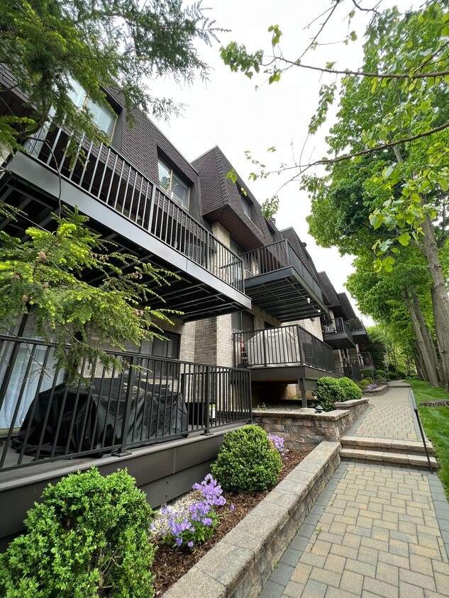 Entrance - brand new balconies in all units - 107 North Broadway