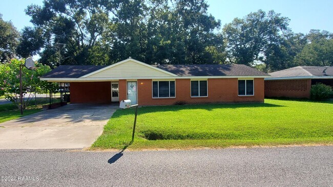 Building Photo - 122 Notre Dame Dr