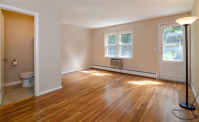 Foto del edificio - 42 Abner Ct