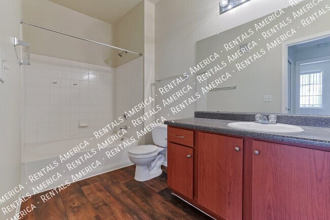 Building Photo - 1941 S Pierpont