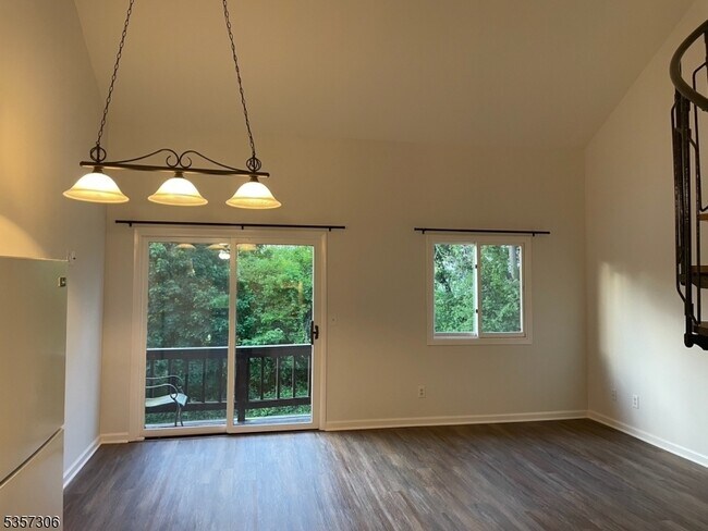 Foto del edificio - 1 Snowbird Ct