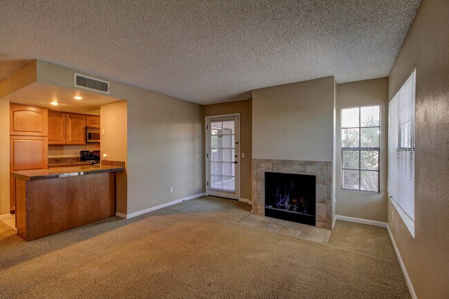 Building Photo - 6445 N Tierra De Las Catalinas