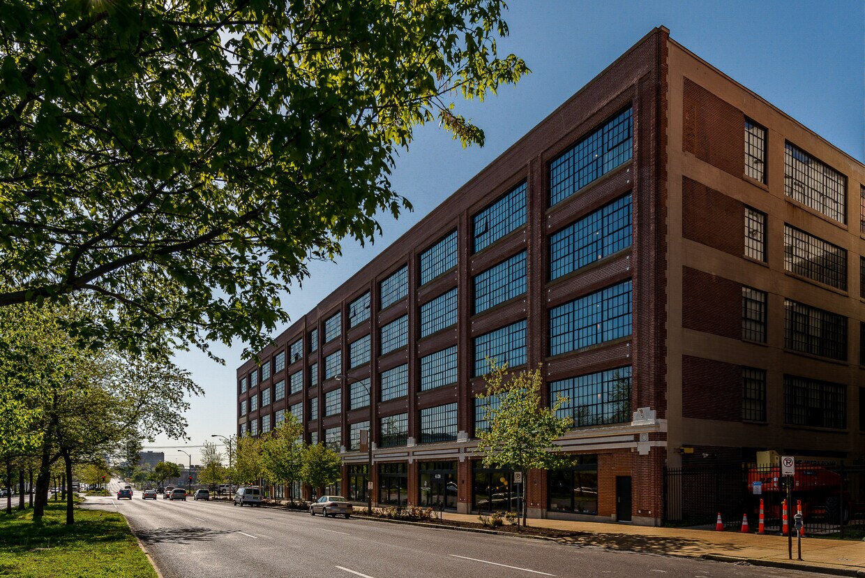 4100 Forest Park Ave Unit 517, St. Louis, MO 63108 Condo for Rent in