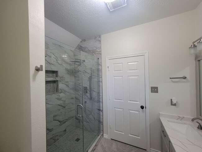 Foto del edificio - 320 Old San Felipe Rd