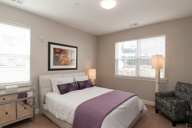 Master Bedroom Corner - Metropolitan East Goshen Estates