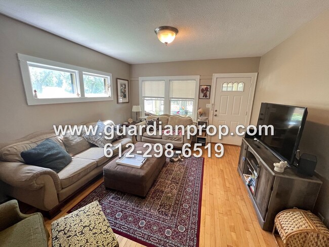 Foto del edificio - 884-886 Cherokee Ave