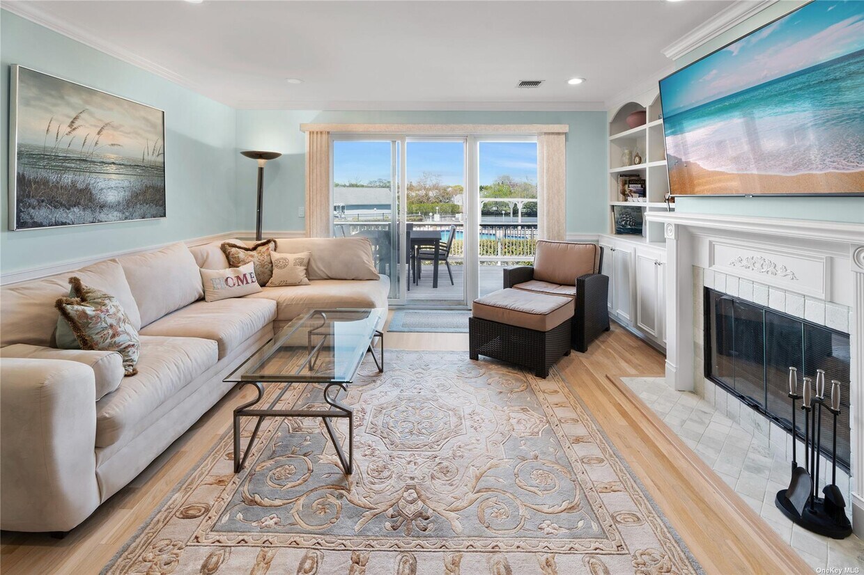 3012 Mitchell Rd, Westhampton Beach, NY 11978 Condo for Rent in