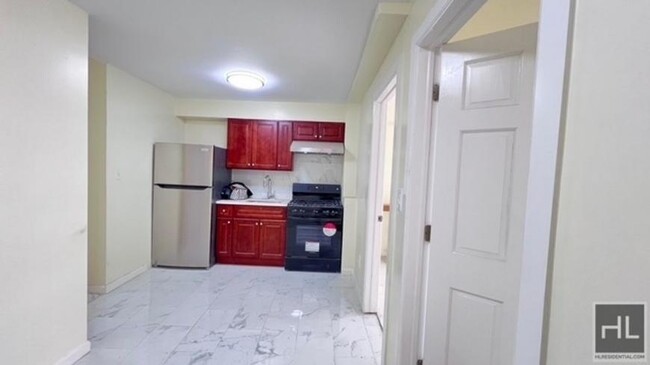 Foto del edificio - 2 bedroom in BROOKLYN NY 11234