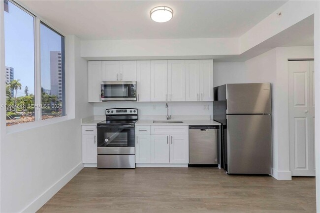 Foto del edificio - 1620 NW 18th St