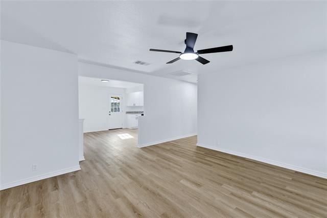 Building Photo - 211 Woodlawn Dr