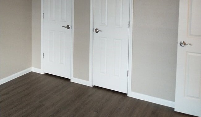 Foto del edificio - 501 Henderson Ave