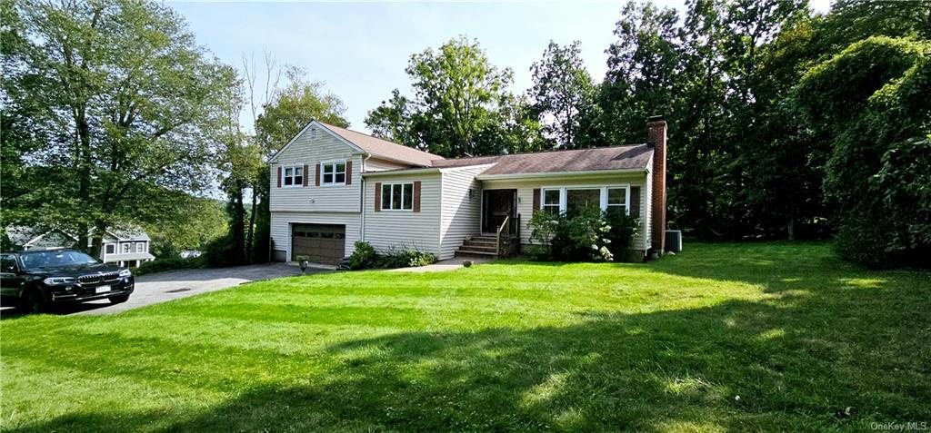 Primary Photo - 171 Cedar Dr E