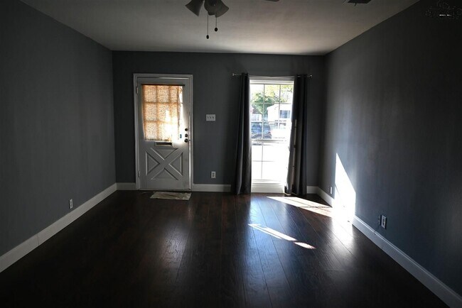 Foto del edificio - 3209 Glenwood Ave