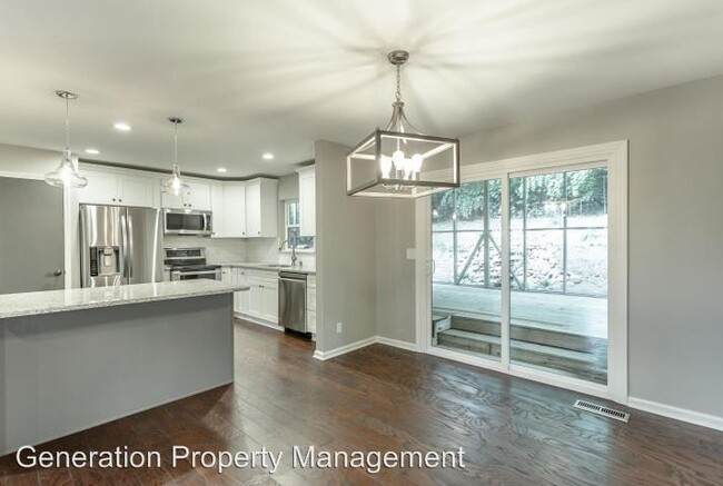 Building Photo - 3 br, 2.5 bath House - 3653 Woodmont Drive