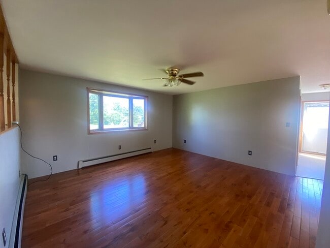 Building Photo - Beautiful secluded 4 bedroom 2.5 bath home with 2 stall detached garage and descent sized yard