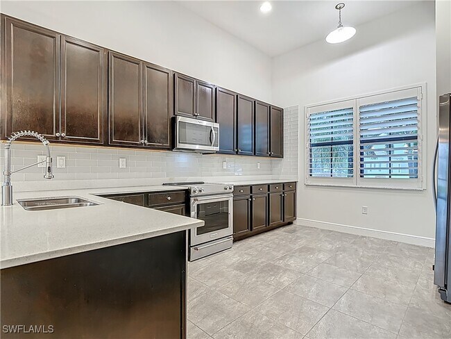 Building Photo - 5088 Rimini Ave