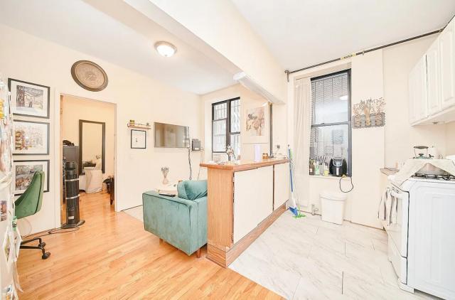 Foto principal - 1 bedroom in New York NY 10003