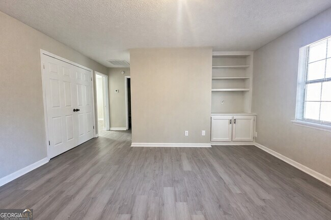 Foto del edificio - 271 E Wright St