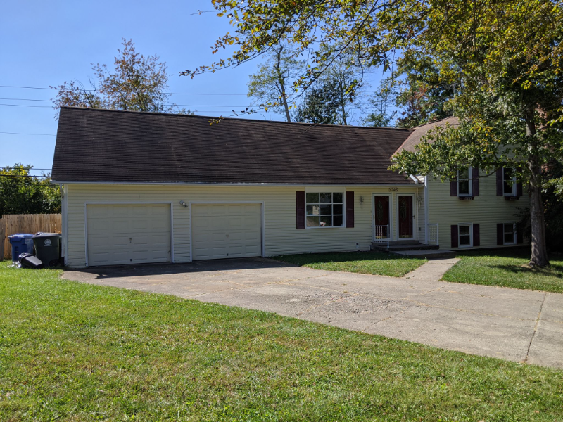 Primary Photo - 485 Woodview Dr