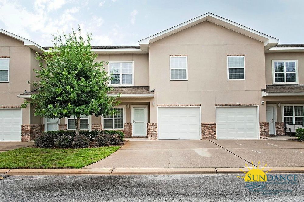 1474 Bentley Cir, Fort Walton Beach, FL 32547 Townhouse for Rent in