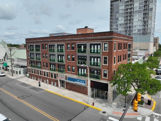 Exterior 3D - The Aldor