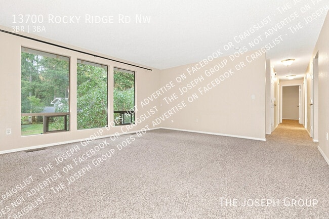 Building Photo - 13700 Rocky Ridge Rd NW