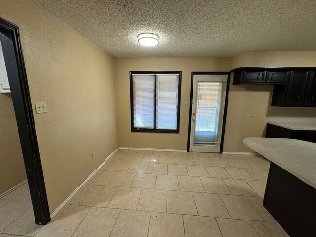 Foto del edificio - 6802 4th St