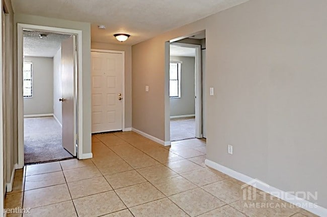 Building Photo - 6807 White Cliffs Way