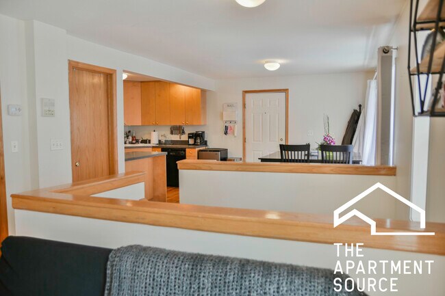 Foto del edificio - 1446 W Fletcher St